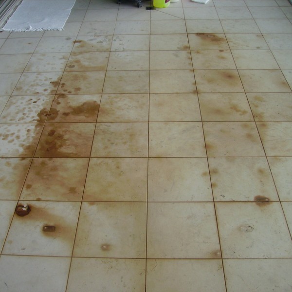 rust-marks-on-tiles-rust-stains-on-tile-rust-on-stone-slique